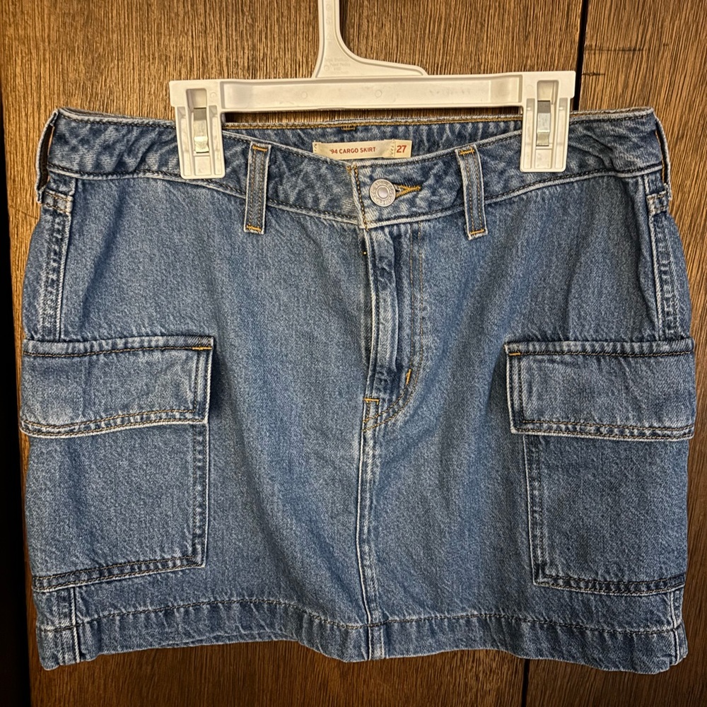 Levi- Denim Cargo Mini Skirt